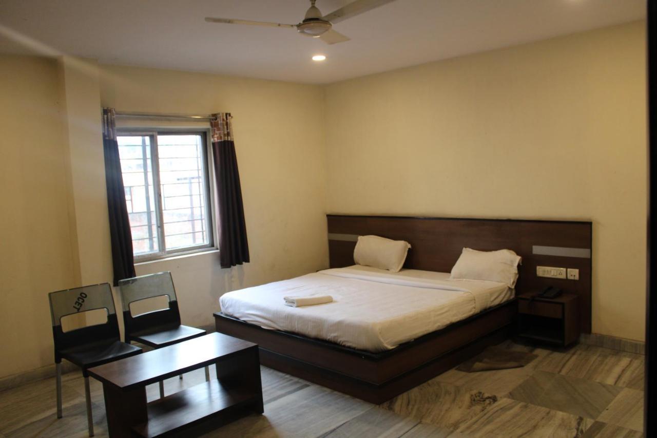 Hotel Chandra 贾姆谢德布尔 外观 照片