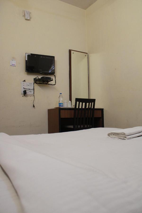 Hotel Chandra 贾姆谢德布尔 外观 照片