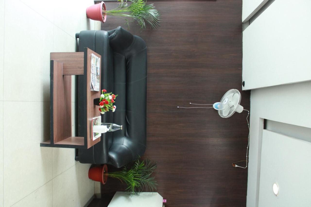 Hotel Chandra 贾姆谢德布尔 外观 照片
